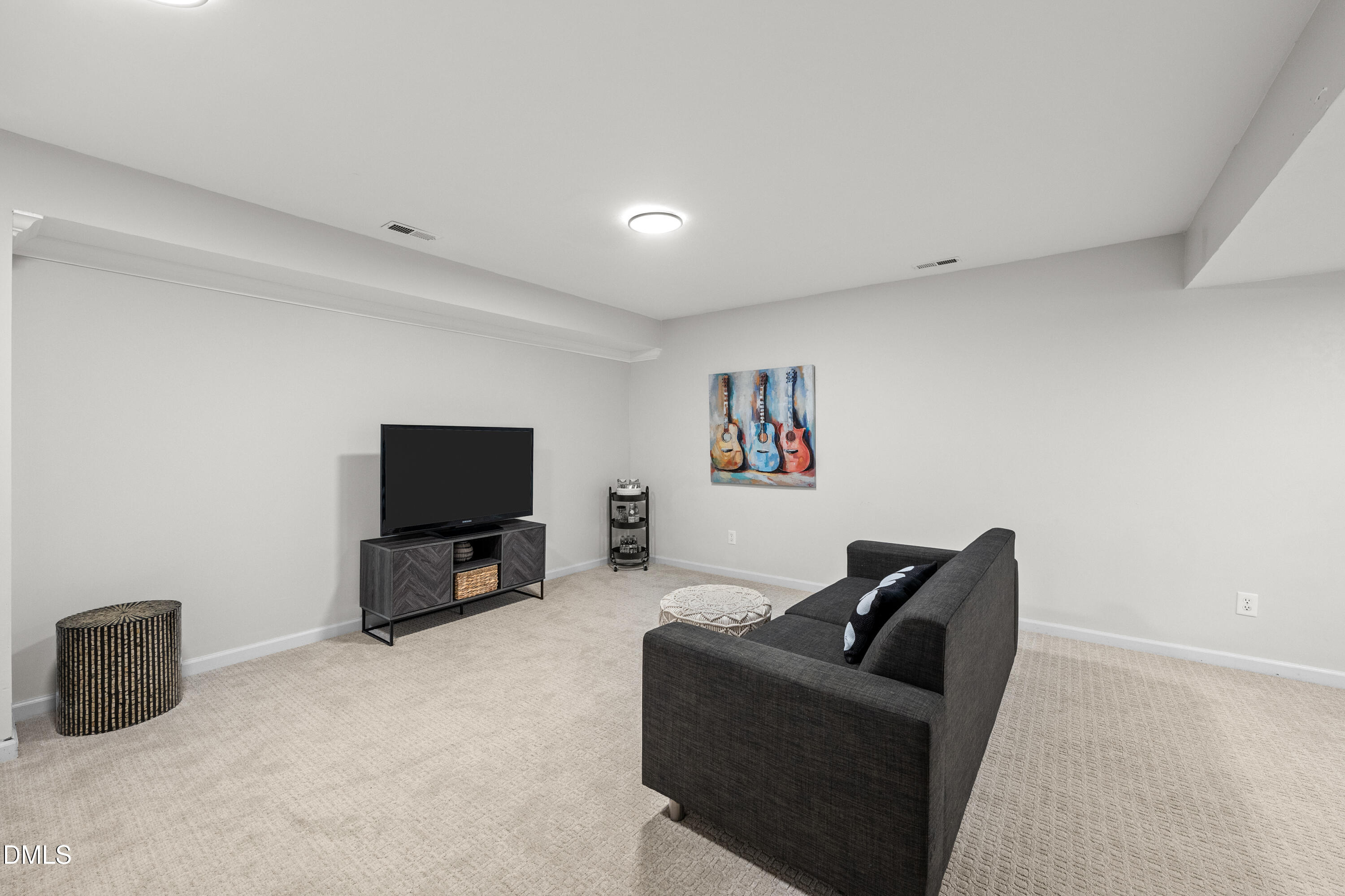 4913 Harwood Court