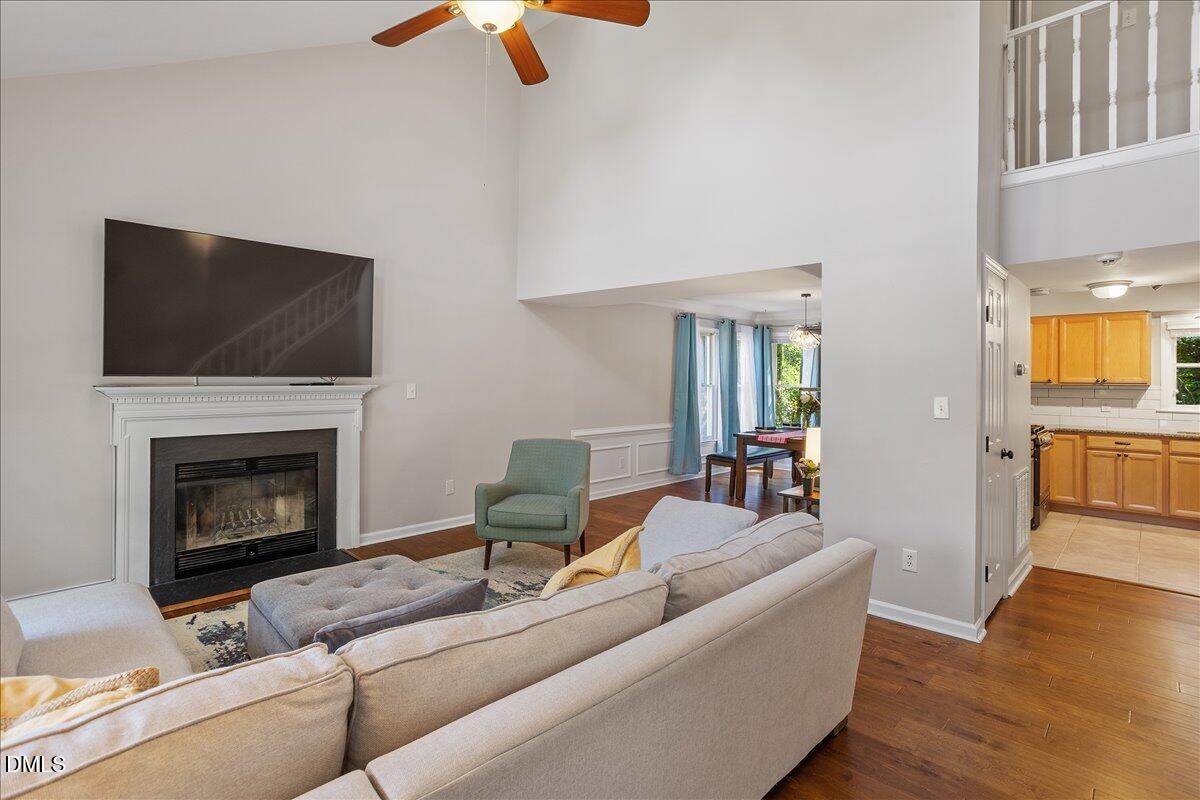 4913 Harwood Court