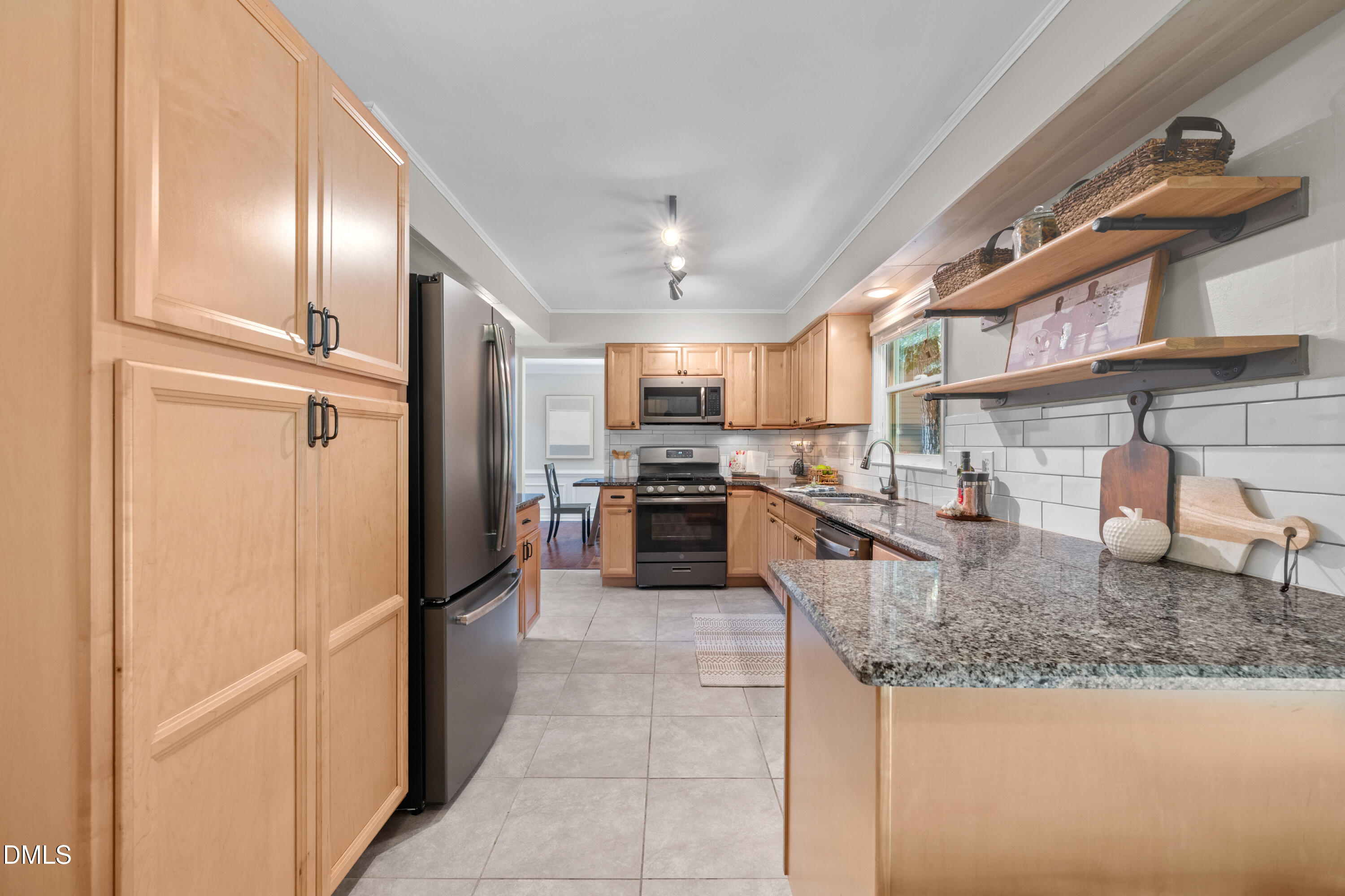 4913 Harwood Court