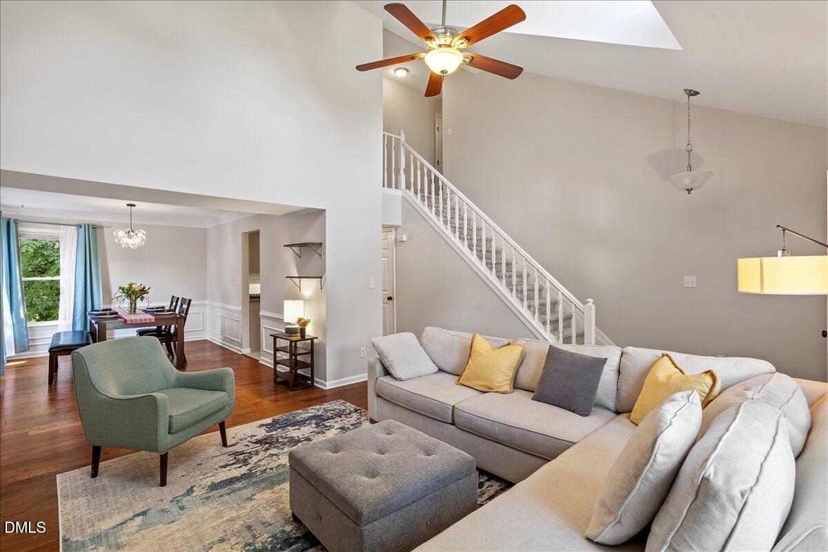 4913 Harwood Court
