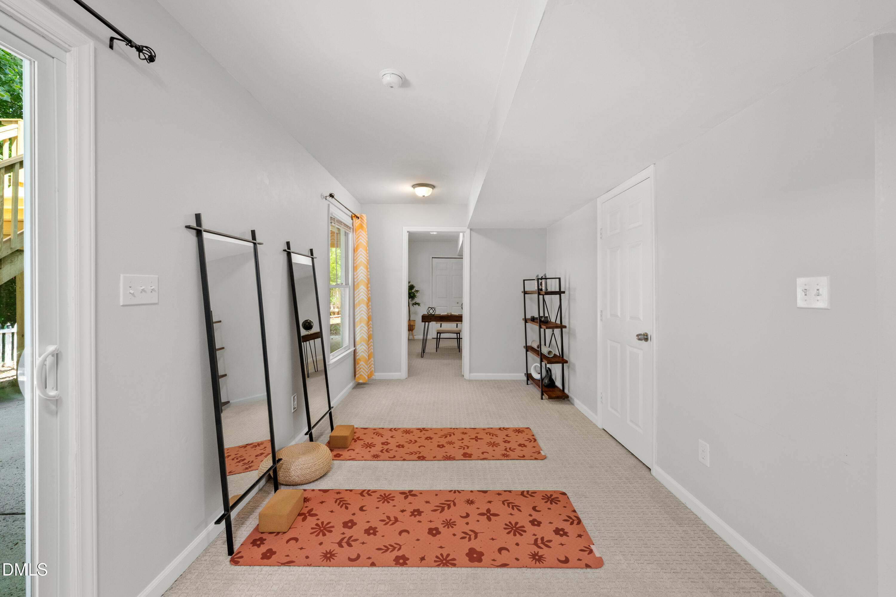 4913 Harwood Court