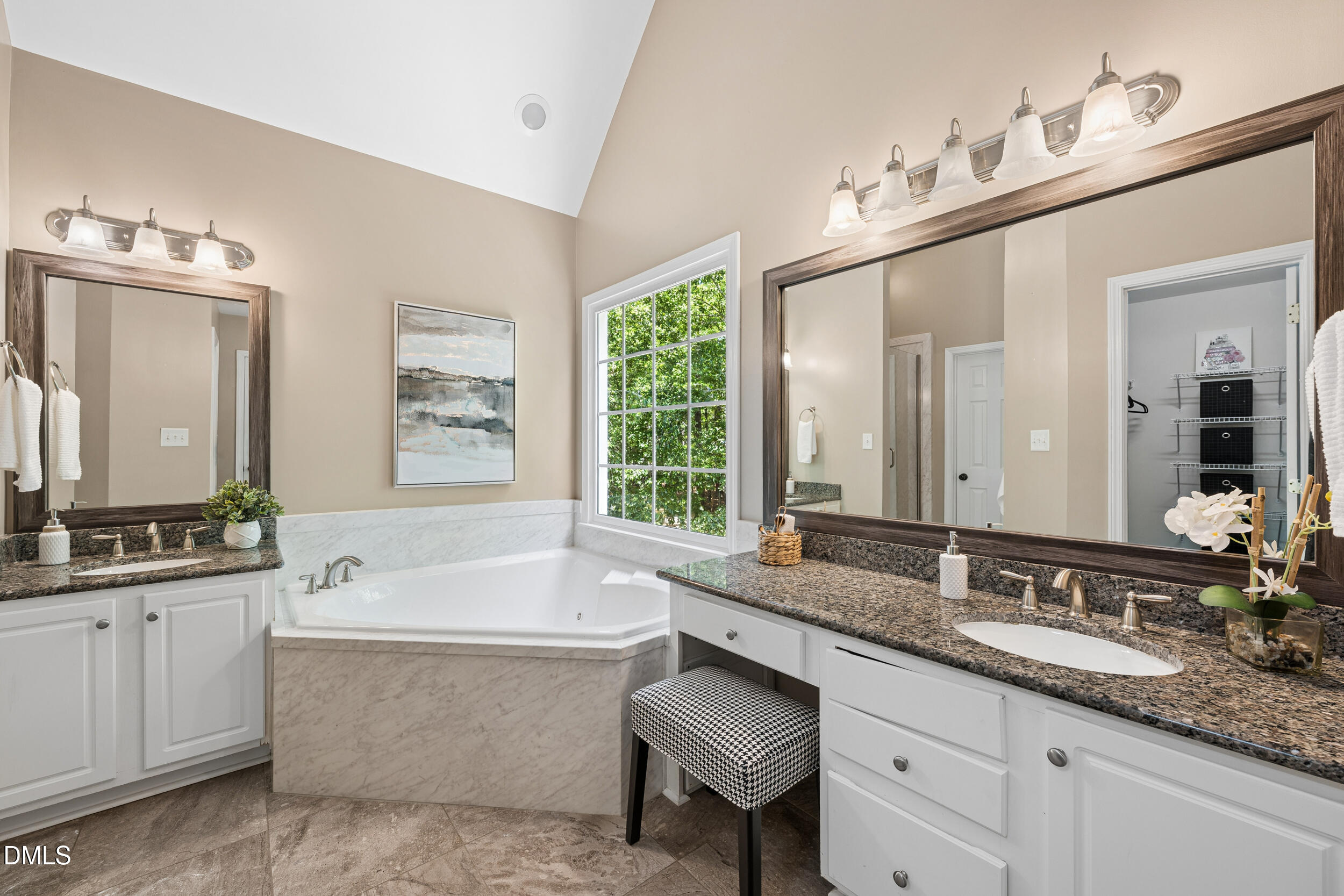 5 Silverwood Court