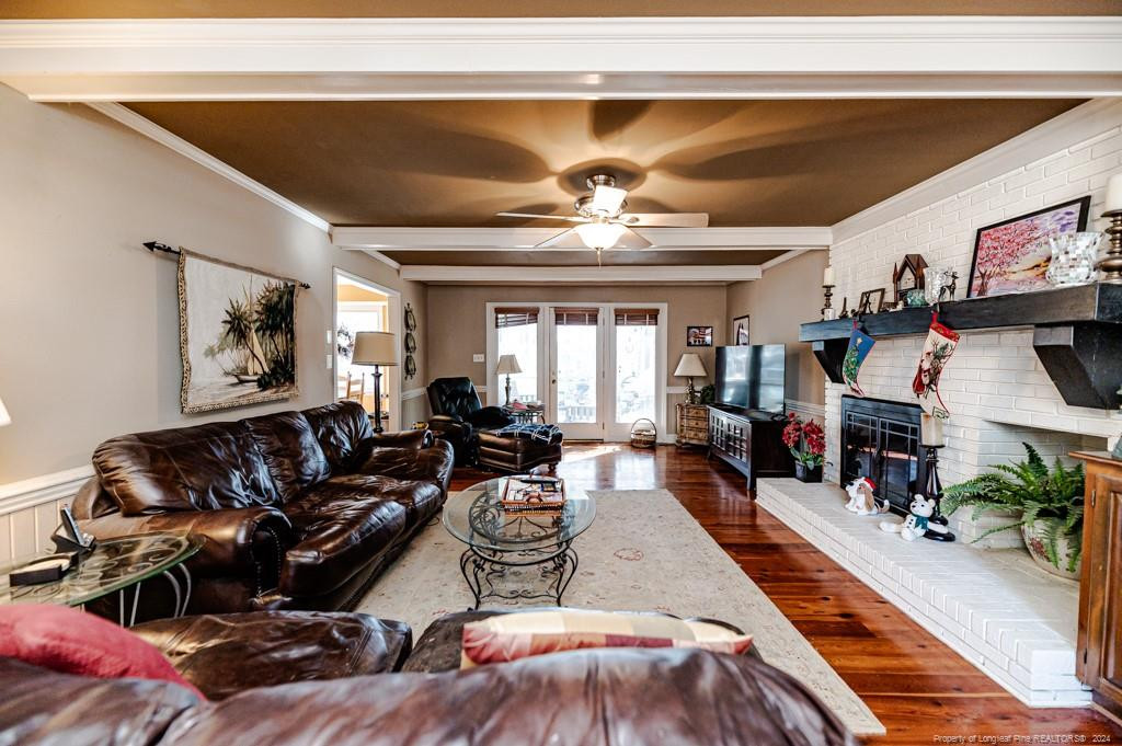 7821 Saint Annes Way
