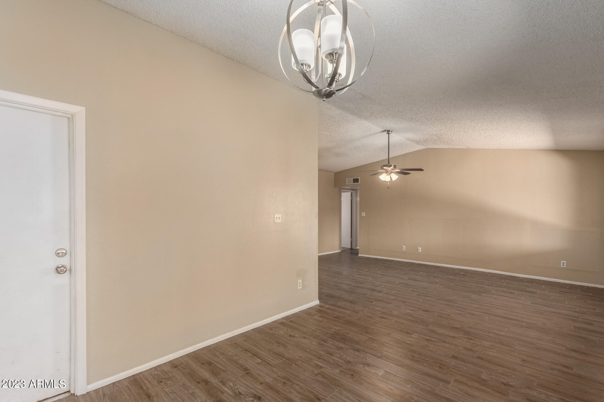 2113 N Los Altos Drive