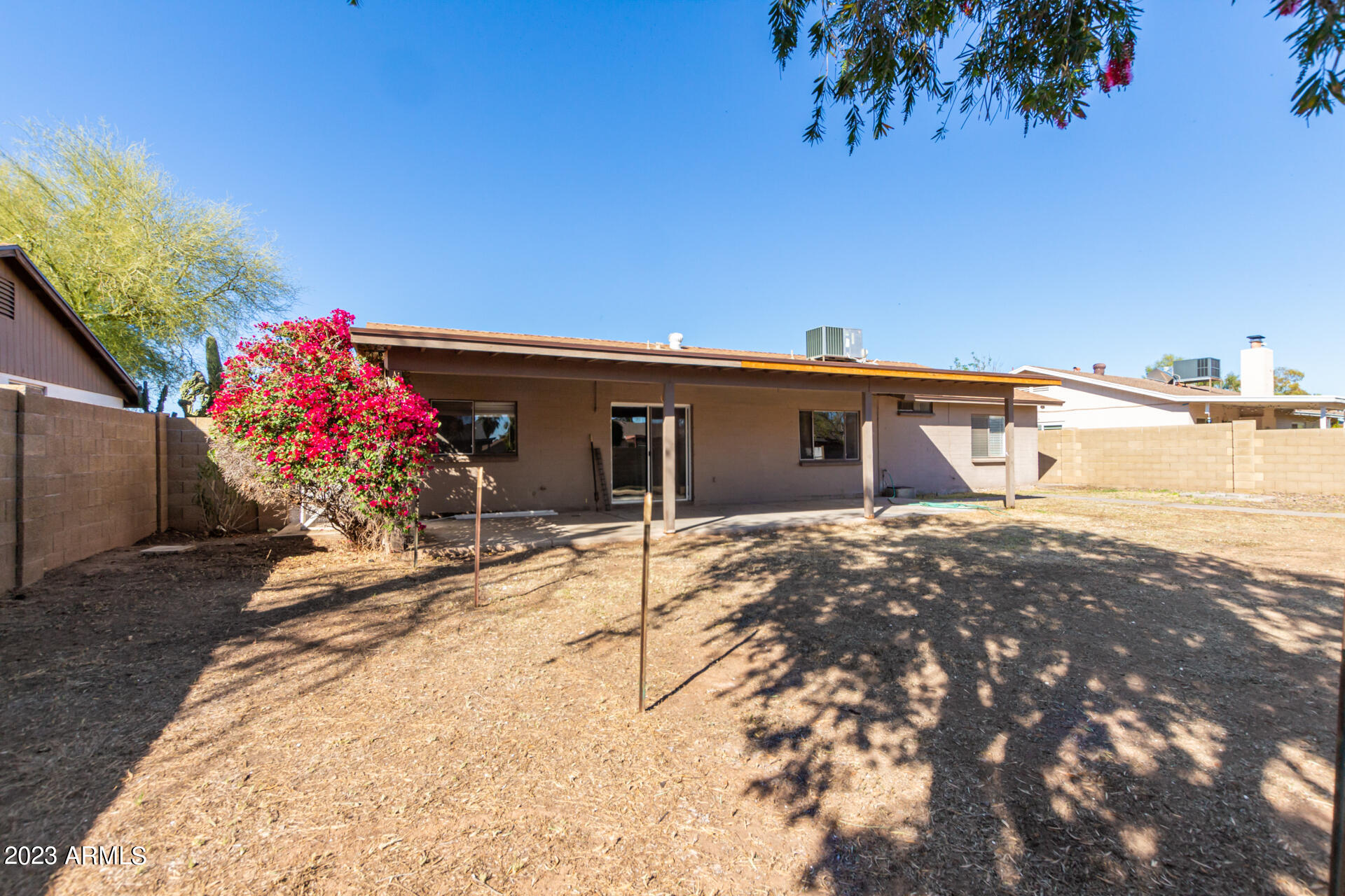 2113 N Los Altos Drive