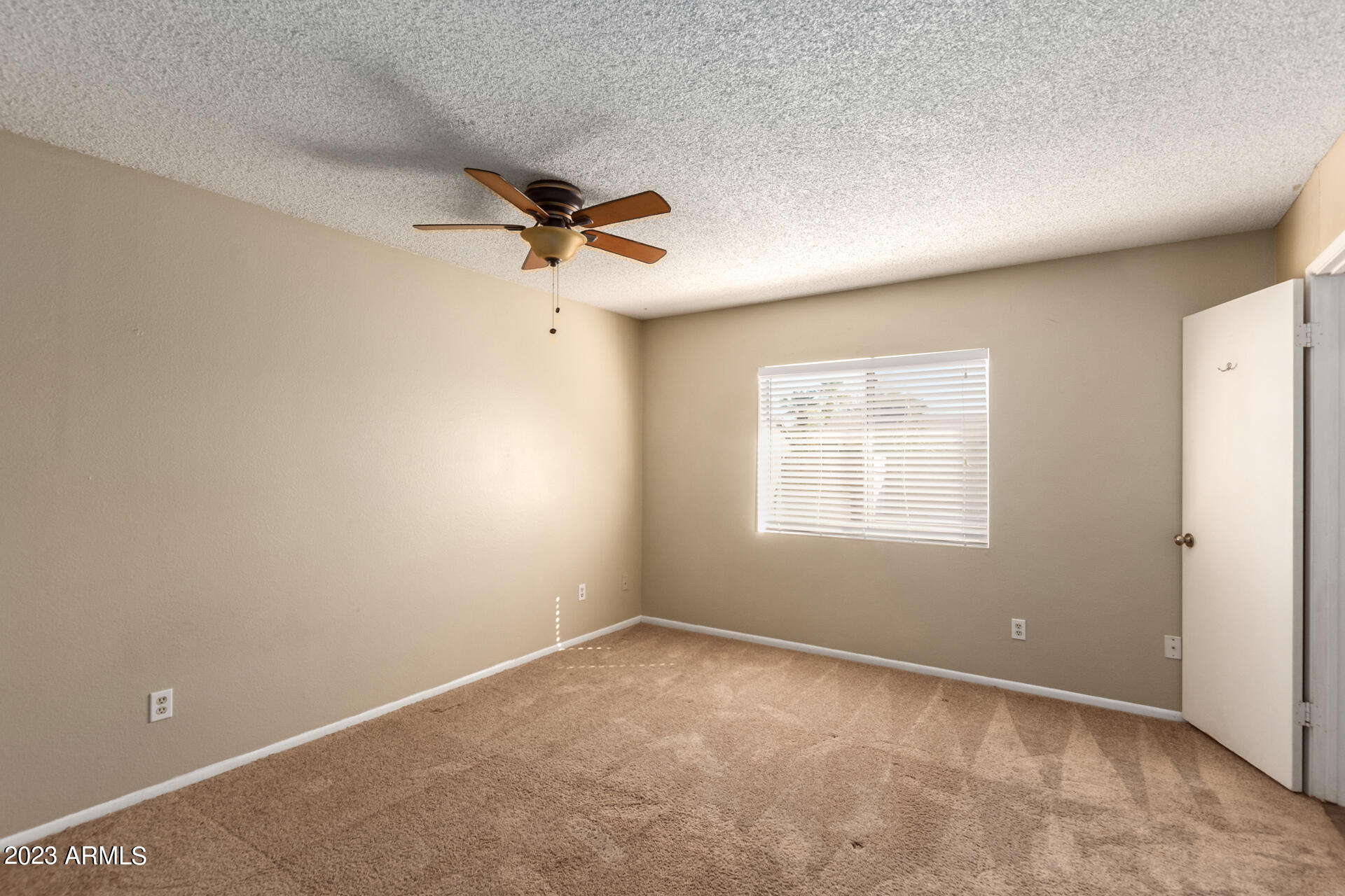 2113 N Los Altos Drive