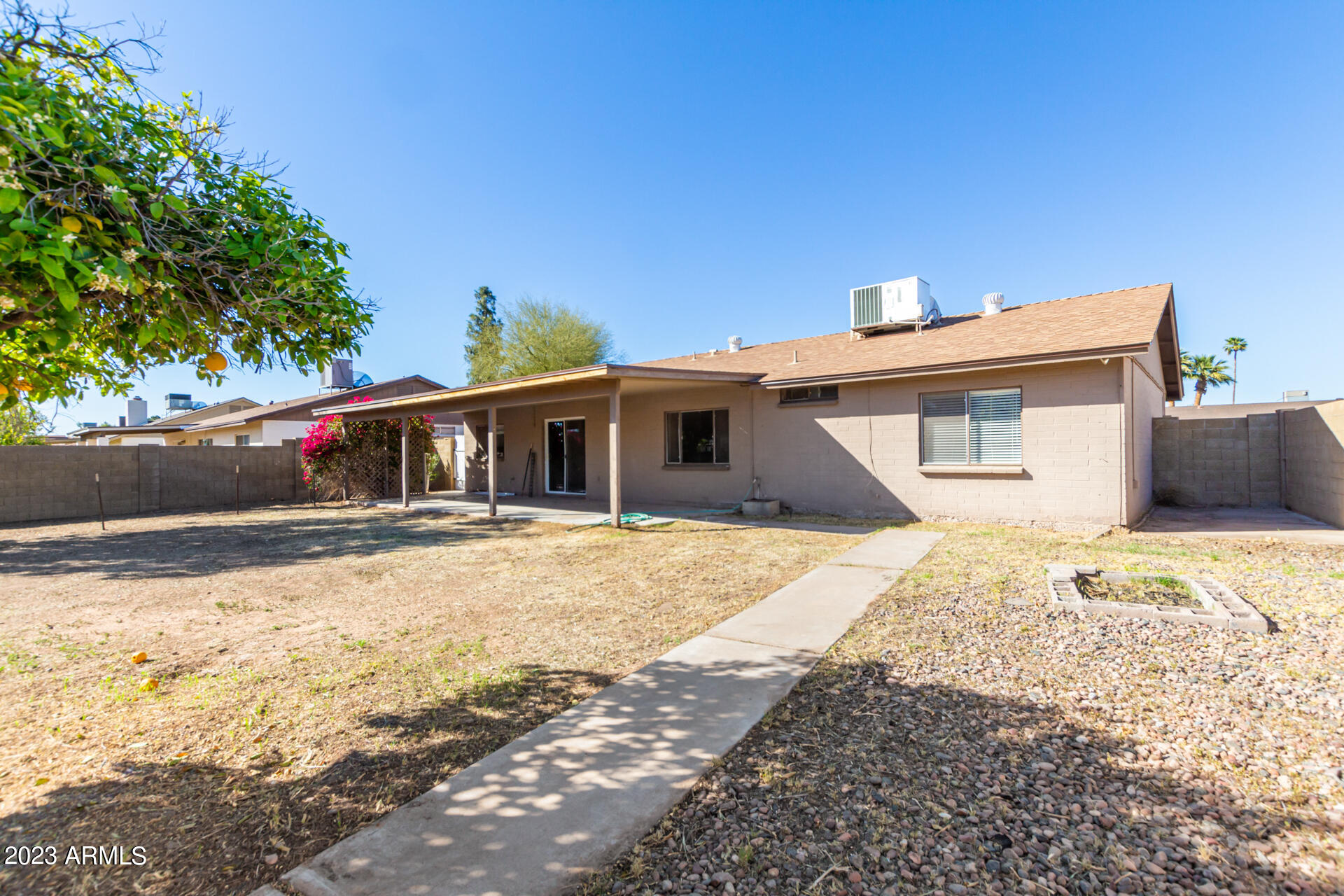 2113 N Los Altos Drive