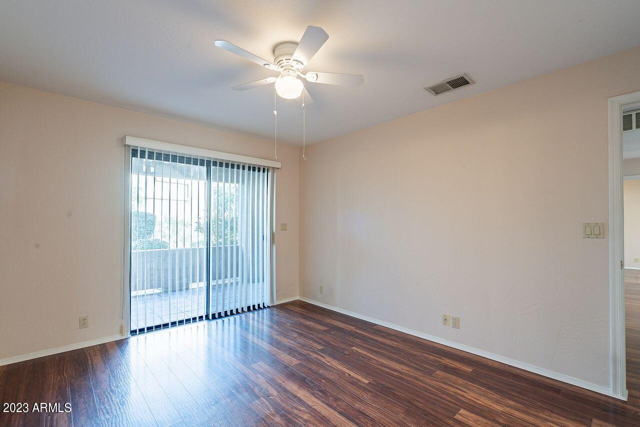 14910 N KINGS Way # 105