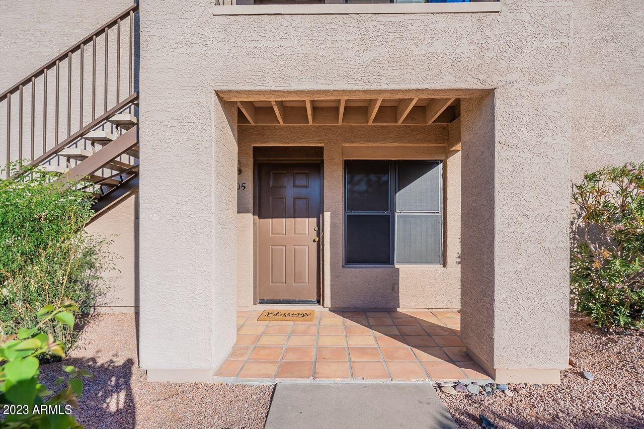 14910 N KINGS Way # 105