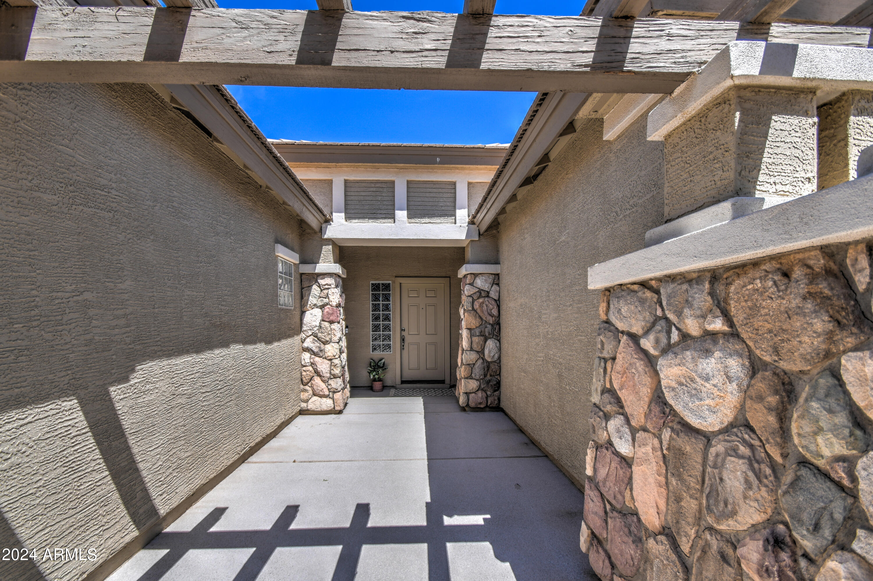 18930 E KINGBIRD Drive