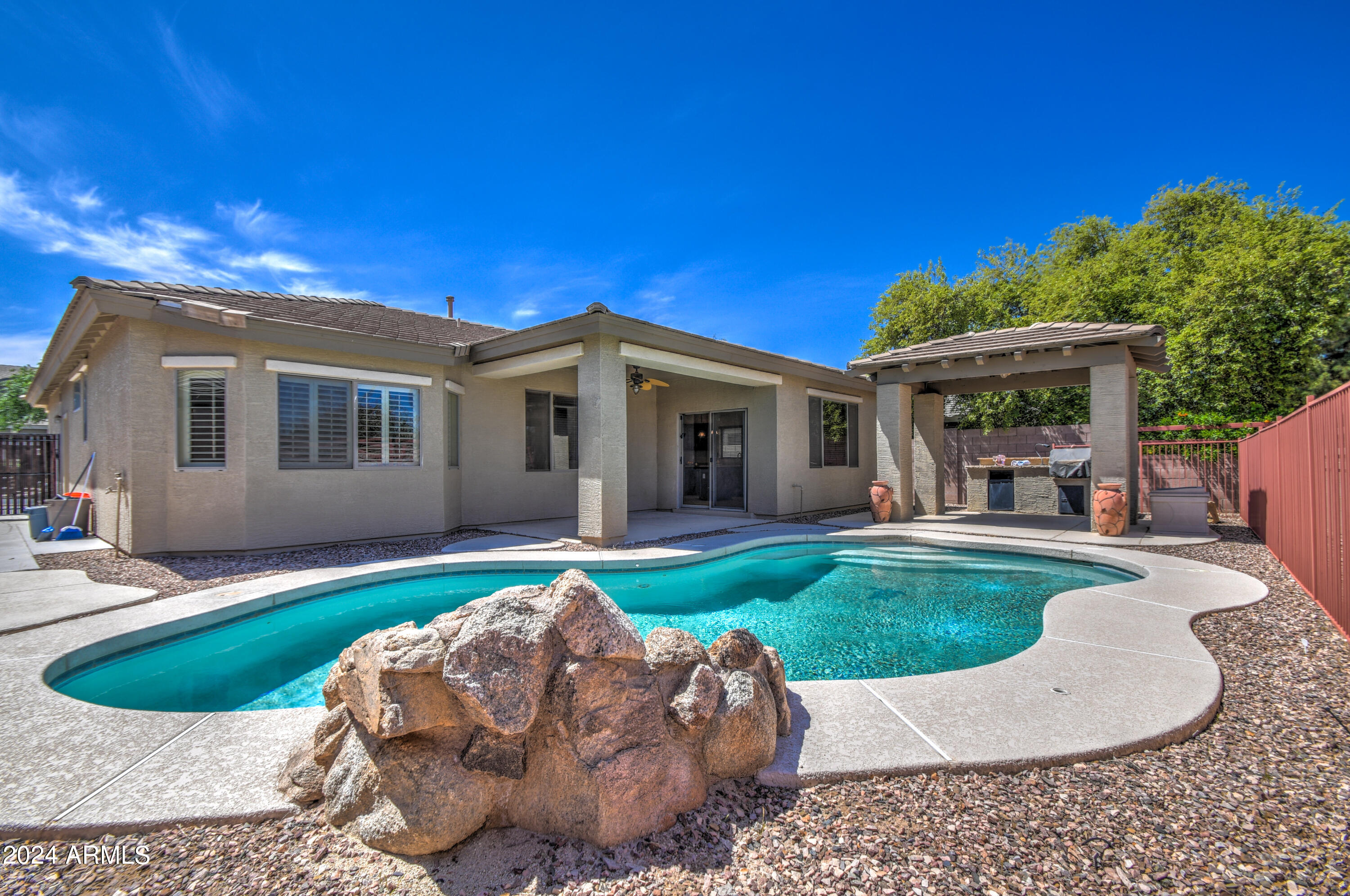 18930 E KINGBIRD Drive