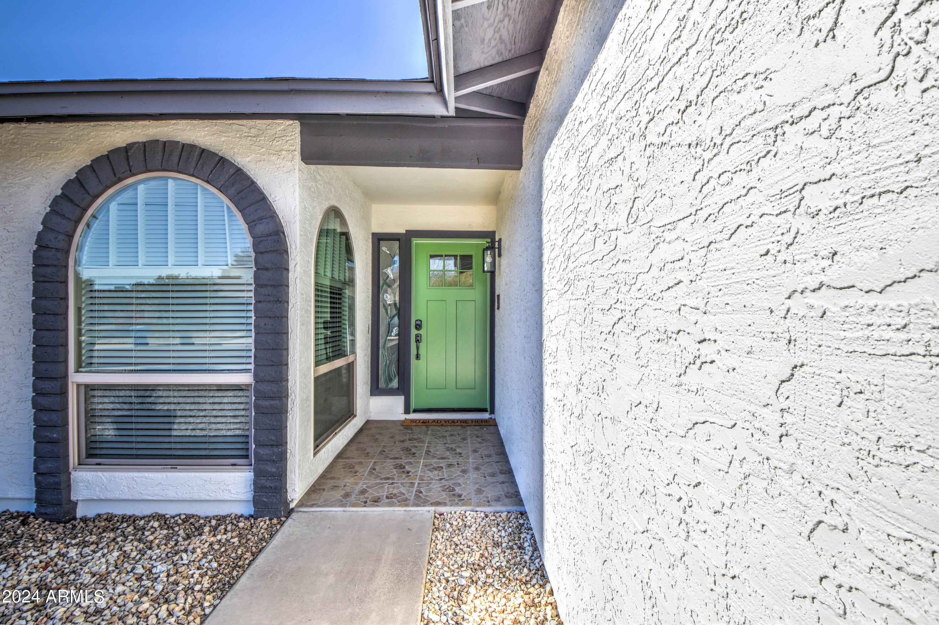 4825 E DESERT VIEW Drive