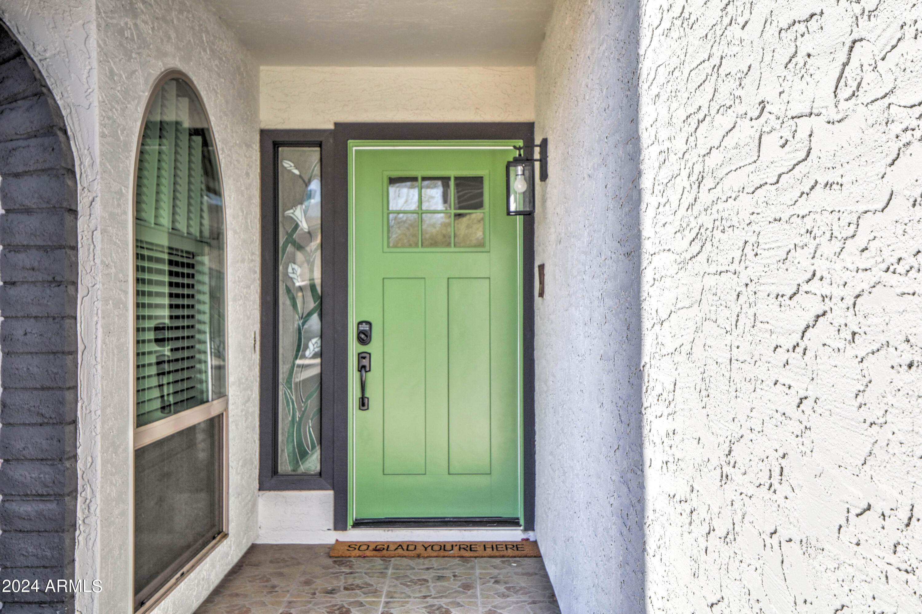 4825 E DESERT VIEW Drive