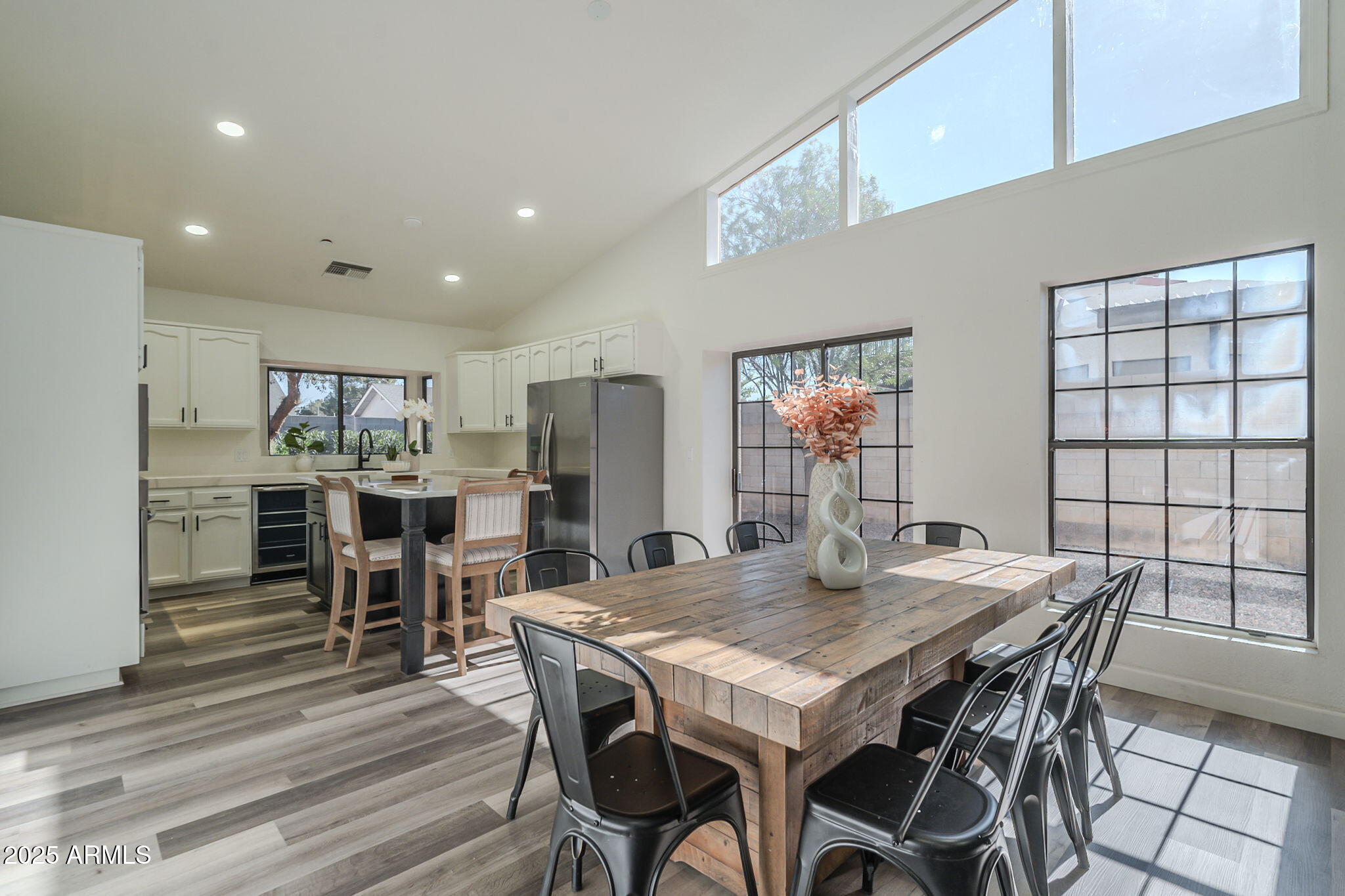 605 S 30TH Circle