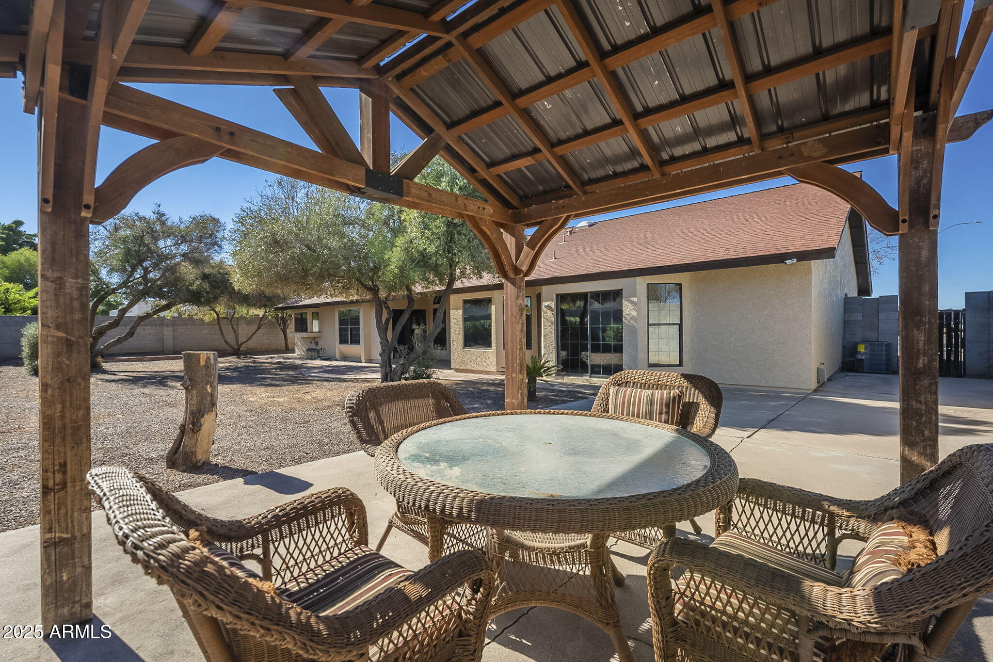 605 S 30TH Circle