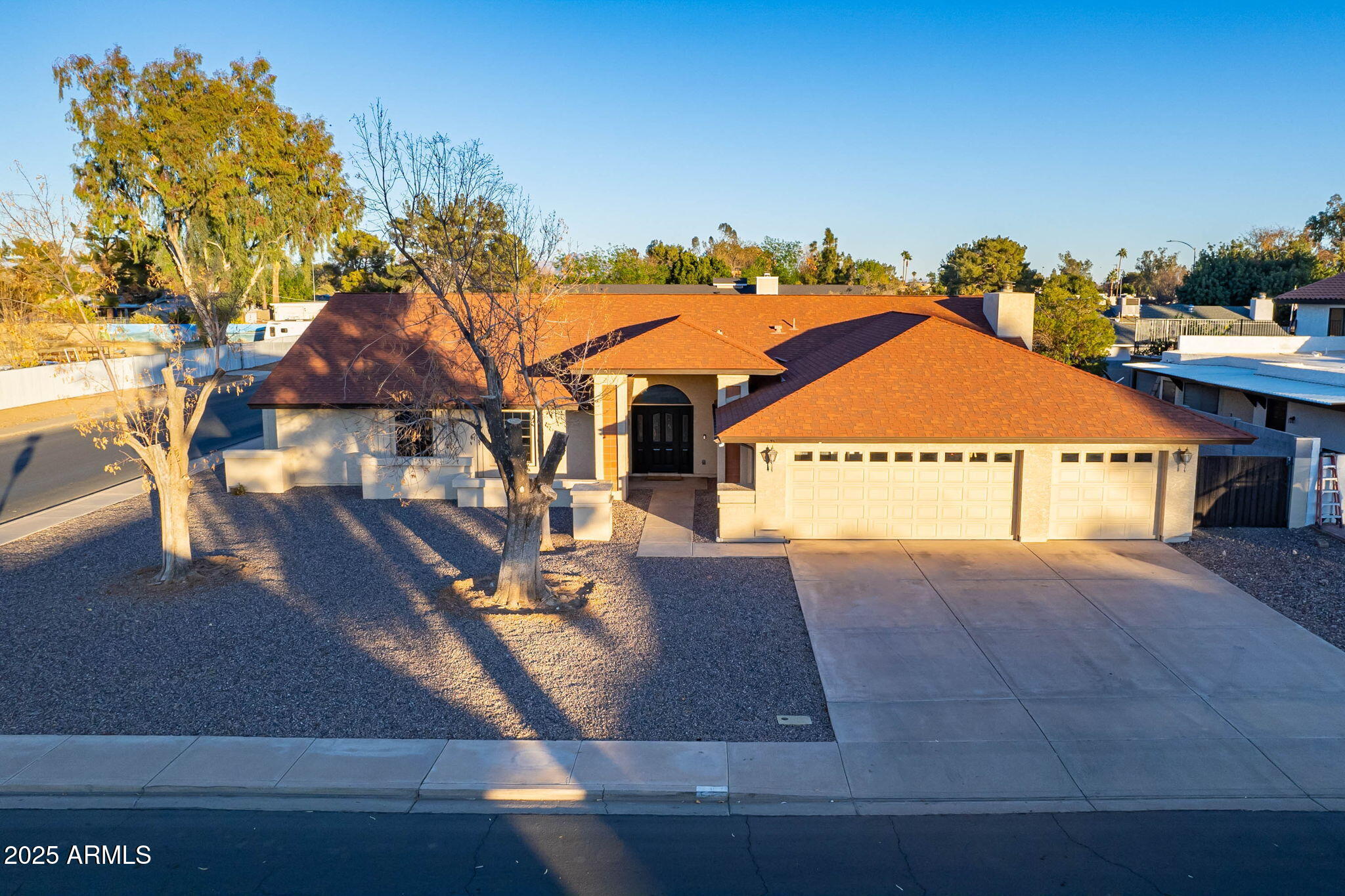605 S 30TH Circle