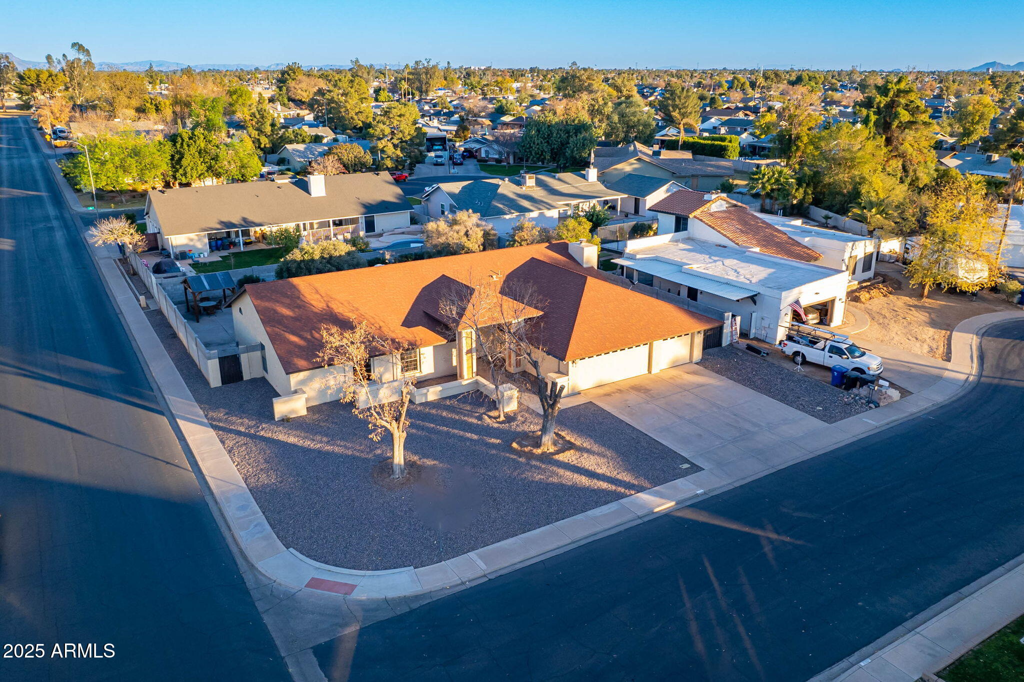 605 S 30TH Circle