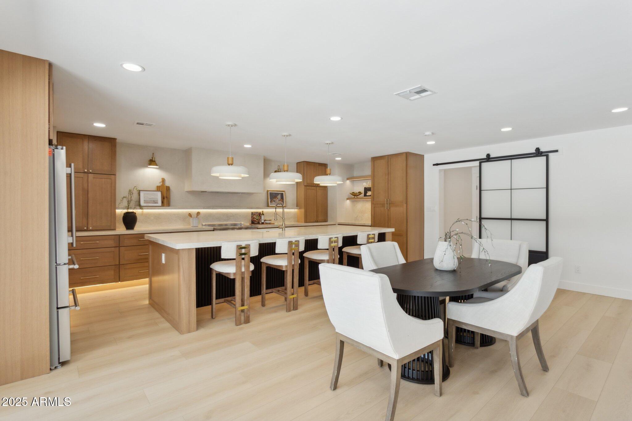 4815 E EVERETT Drive