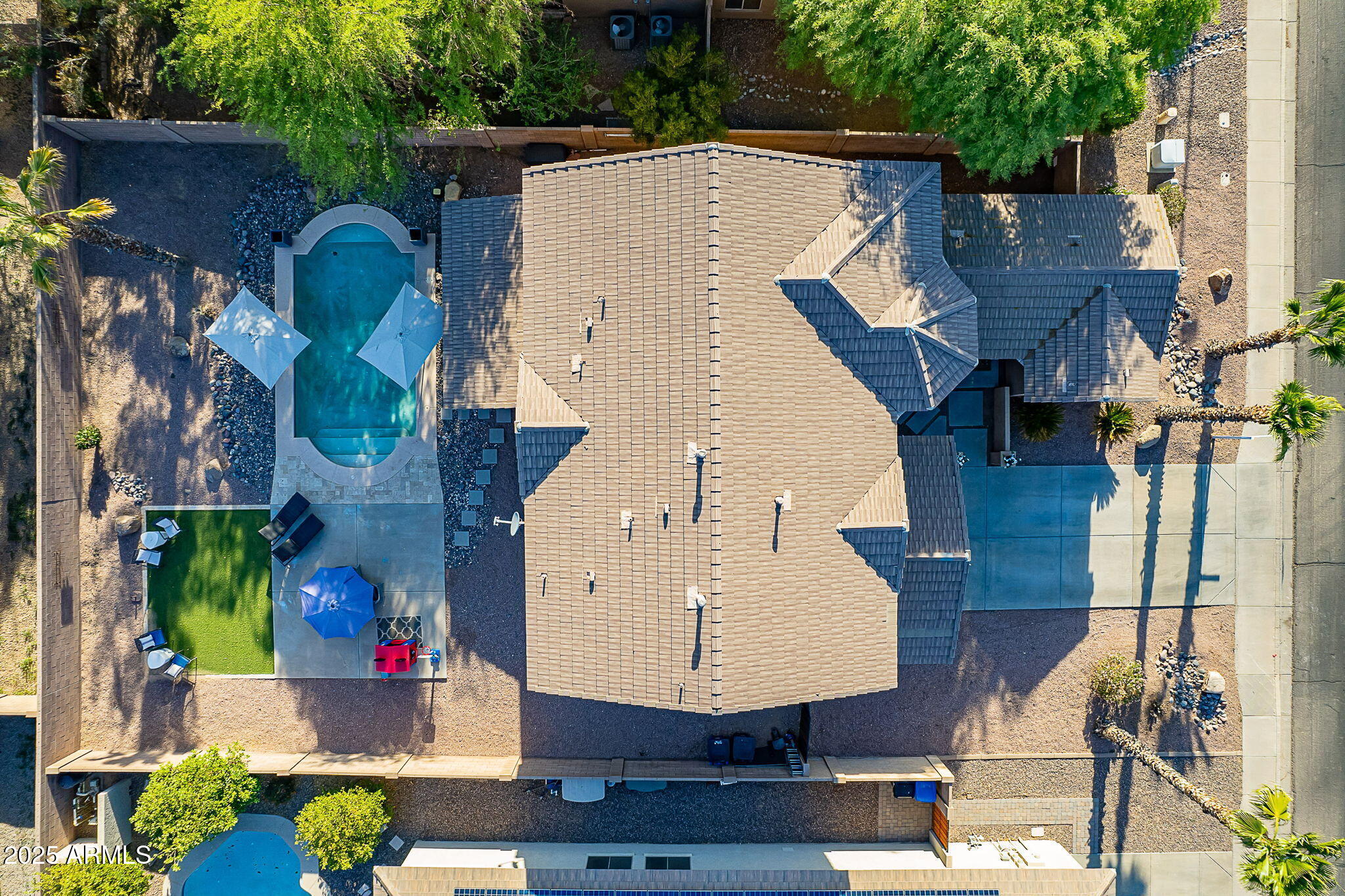 3901 E Packard Drive