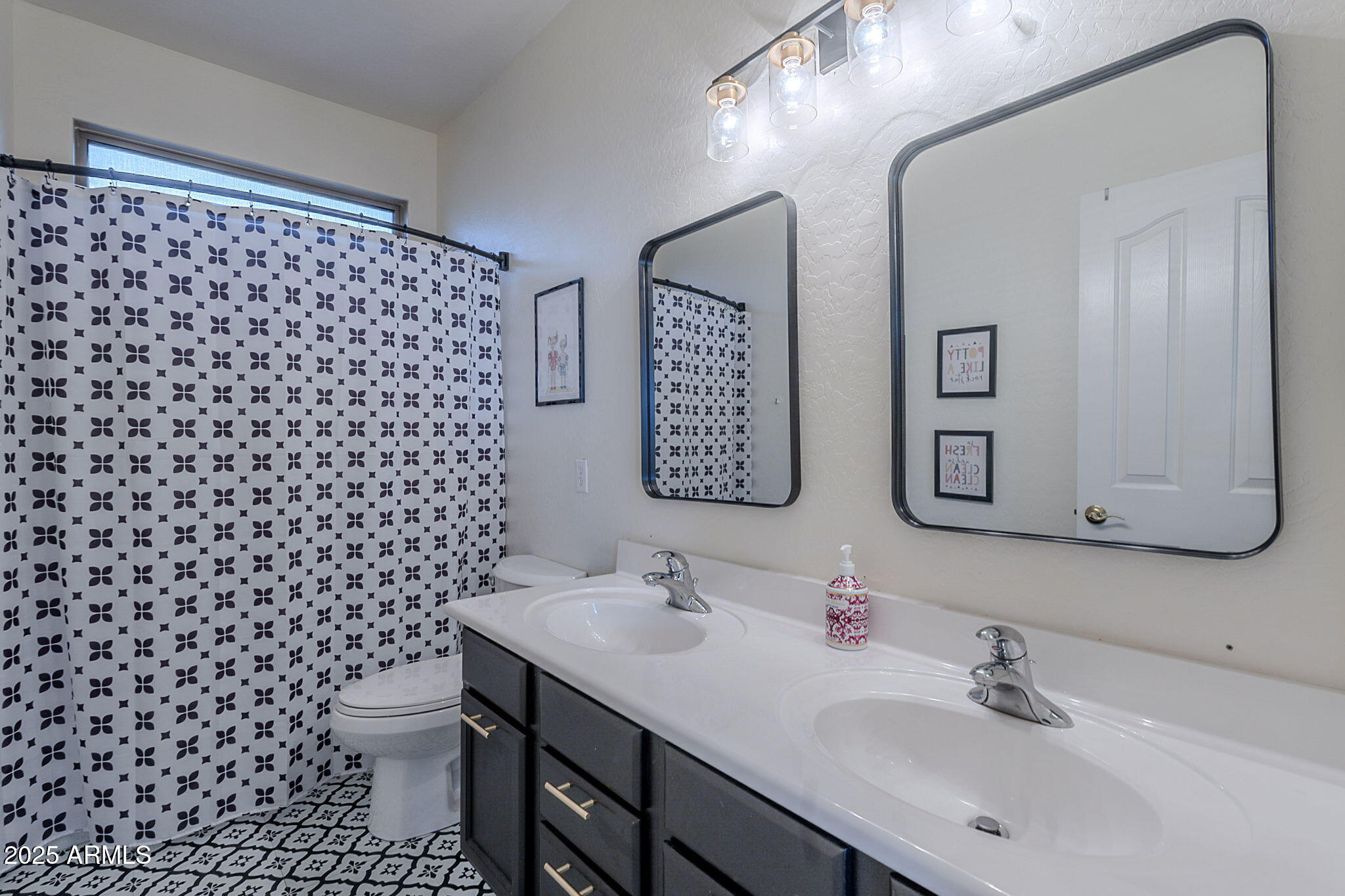 3901 E Packard Drive