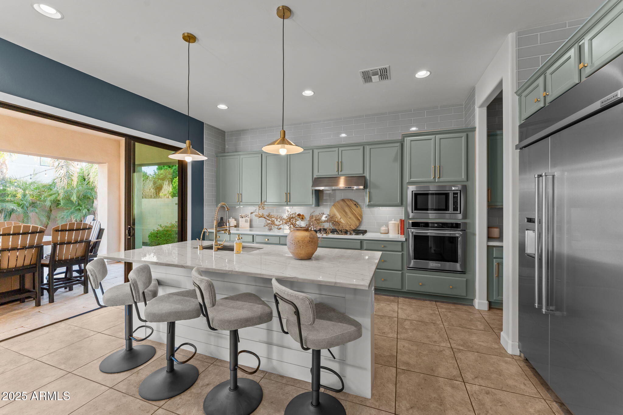 3827 E MEAD Drive, Chandler