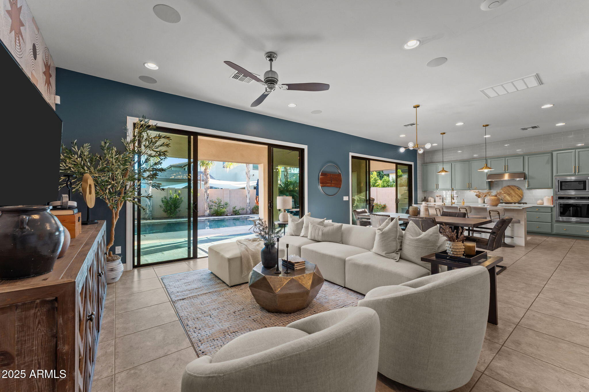 3827 E MEAD Drive, Chandler