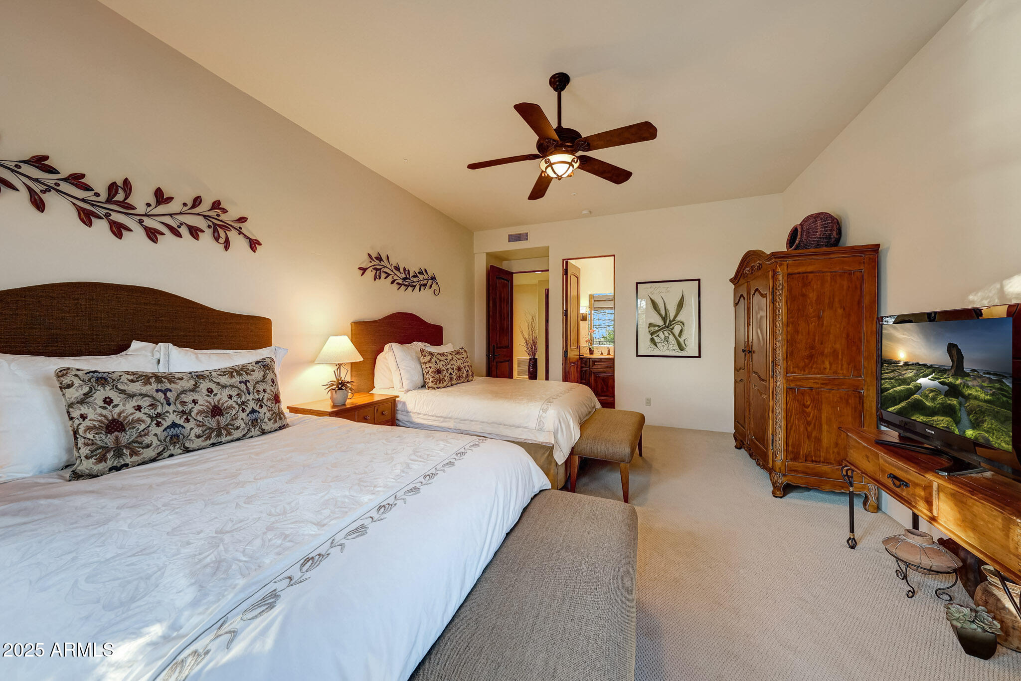 10801 E HAPPY VALLEY Road 103