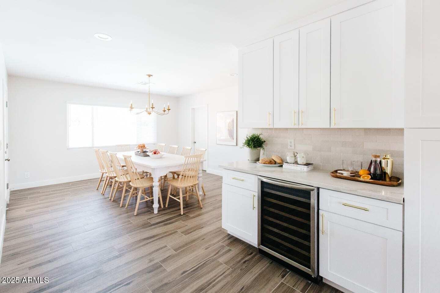 8316 E EDGEMONT Avenue