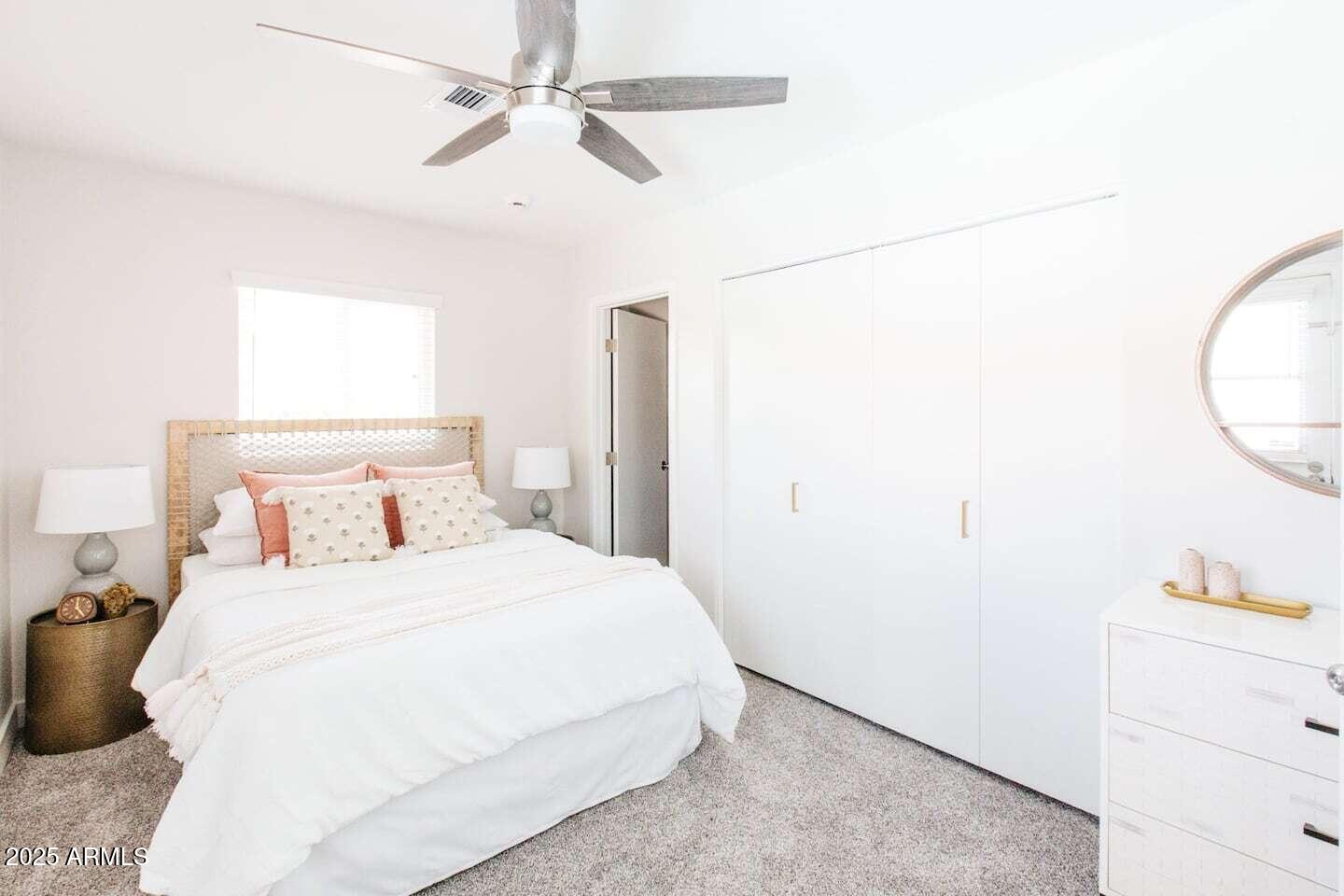 8316 E EDGEMONT Avenue