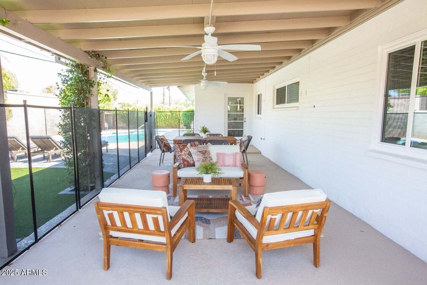 8316 E EDGEMONT Avenue