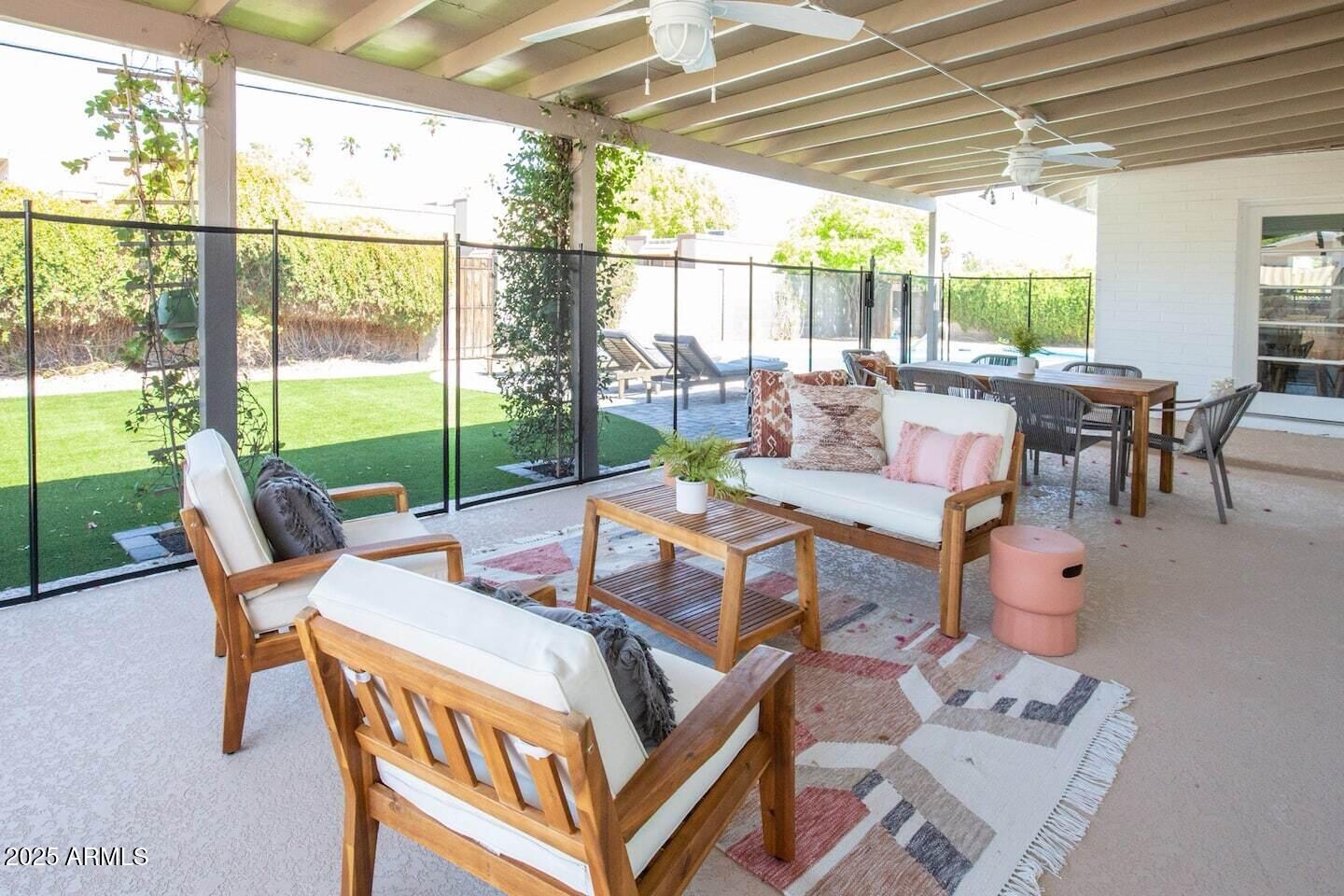 8316 E EDGEMONT Avenue