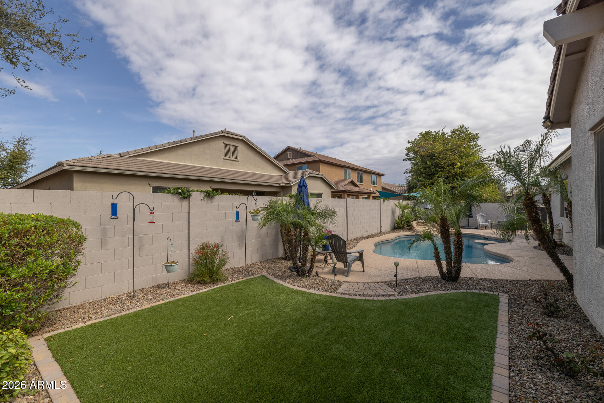 2482 E PLUM Street