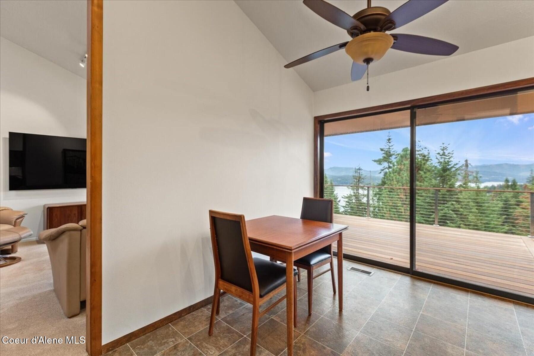 2305 E Packsaddle Dr, Coeur d'Alene