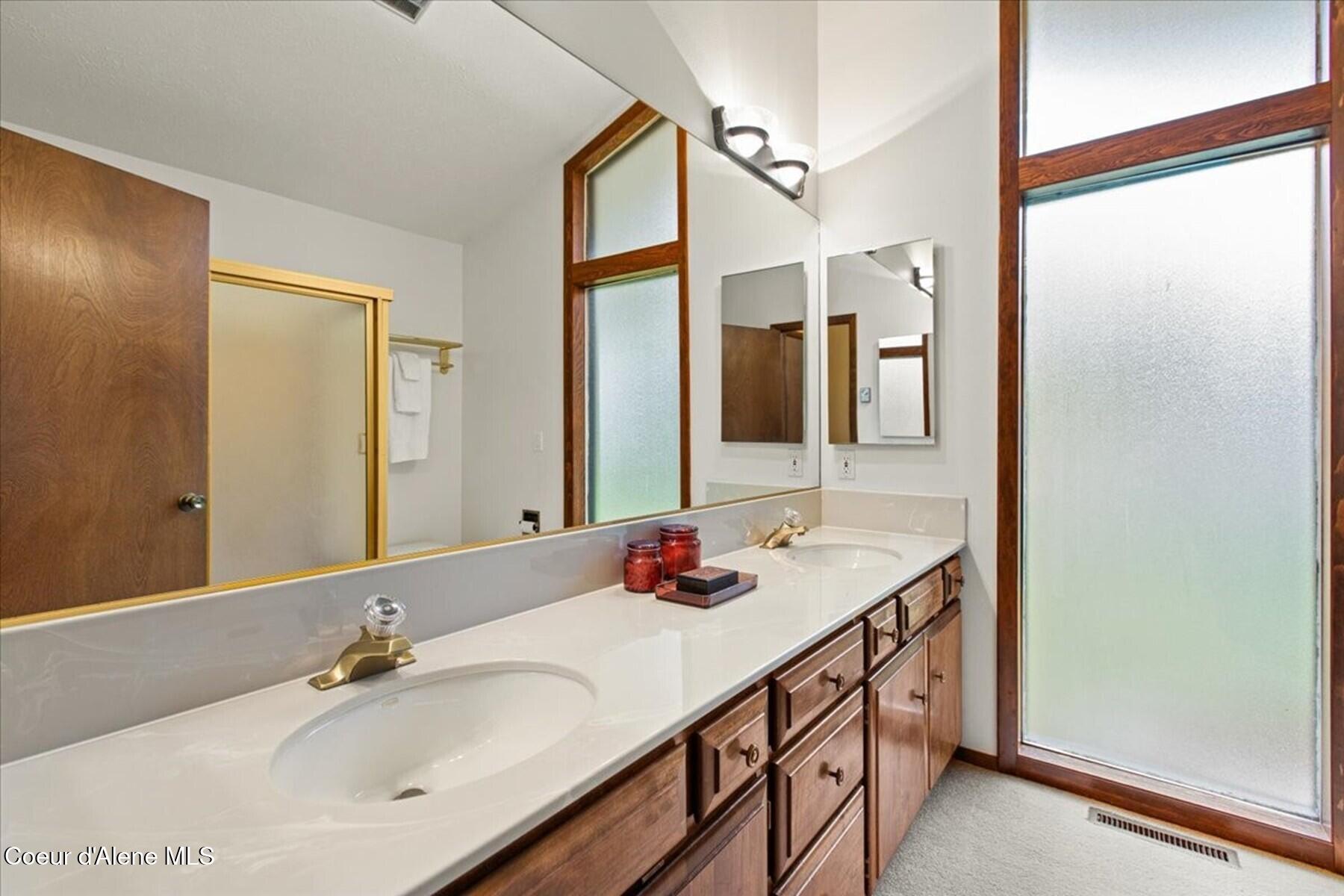 2305 E Packsaddle Dr, Coeur d'Alene