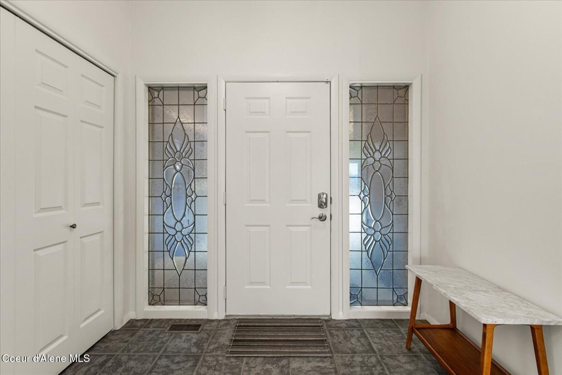 2305 E Packsaddle Dr, Coeur d'Alene