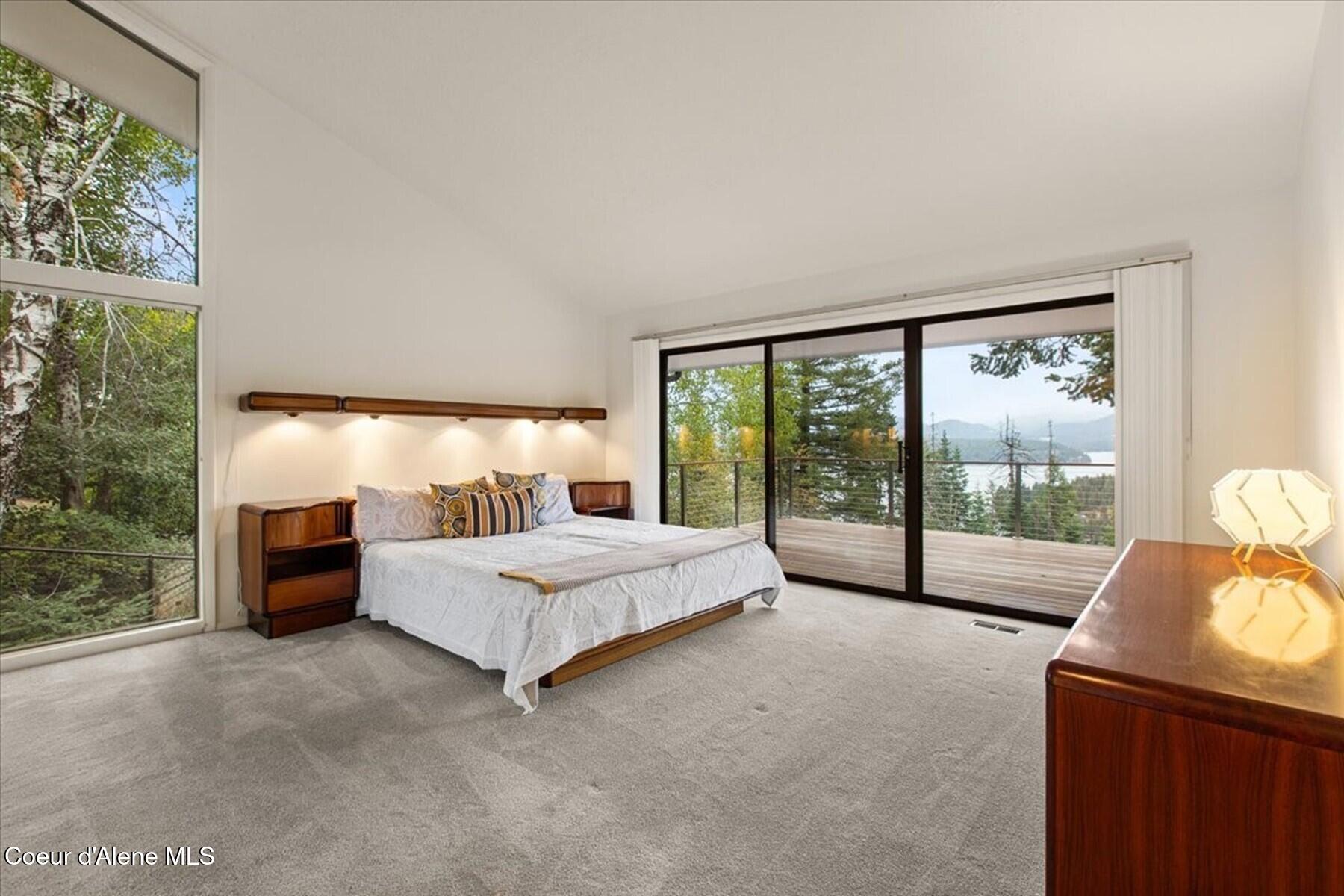 2305 E Packsaddle Dr, Coeur d'Alene