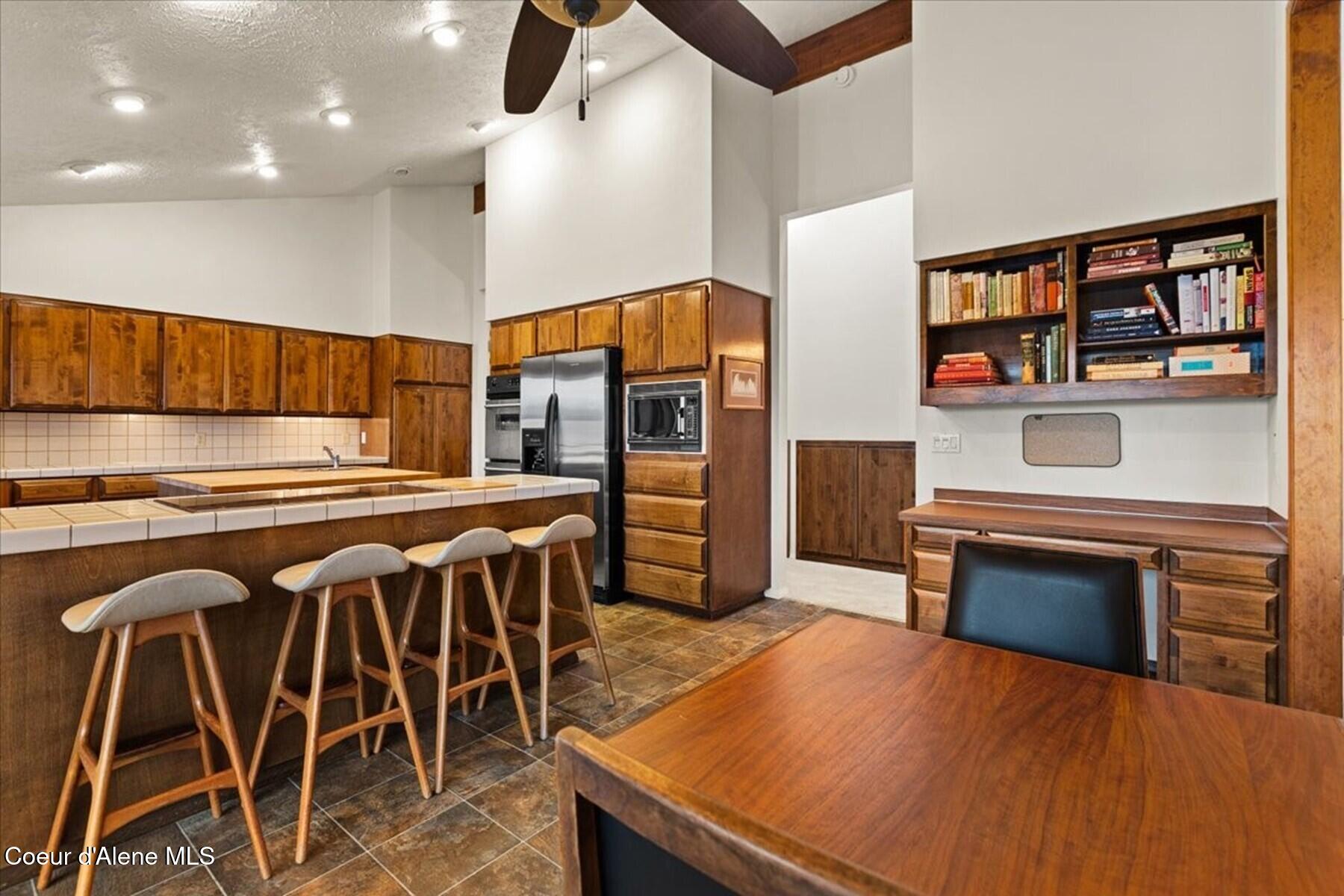 2305 E Packsaddle Dr, Coeur d'Alene