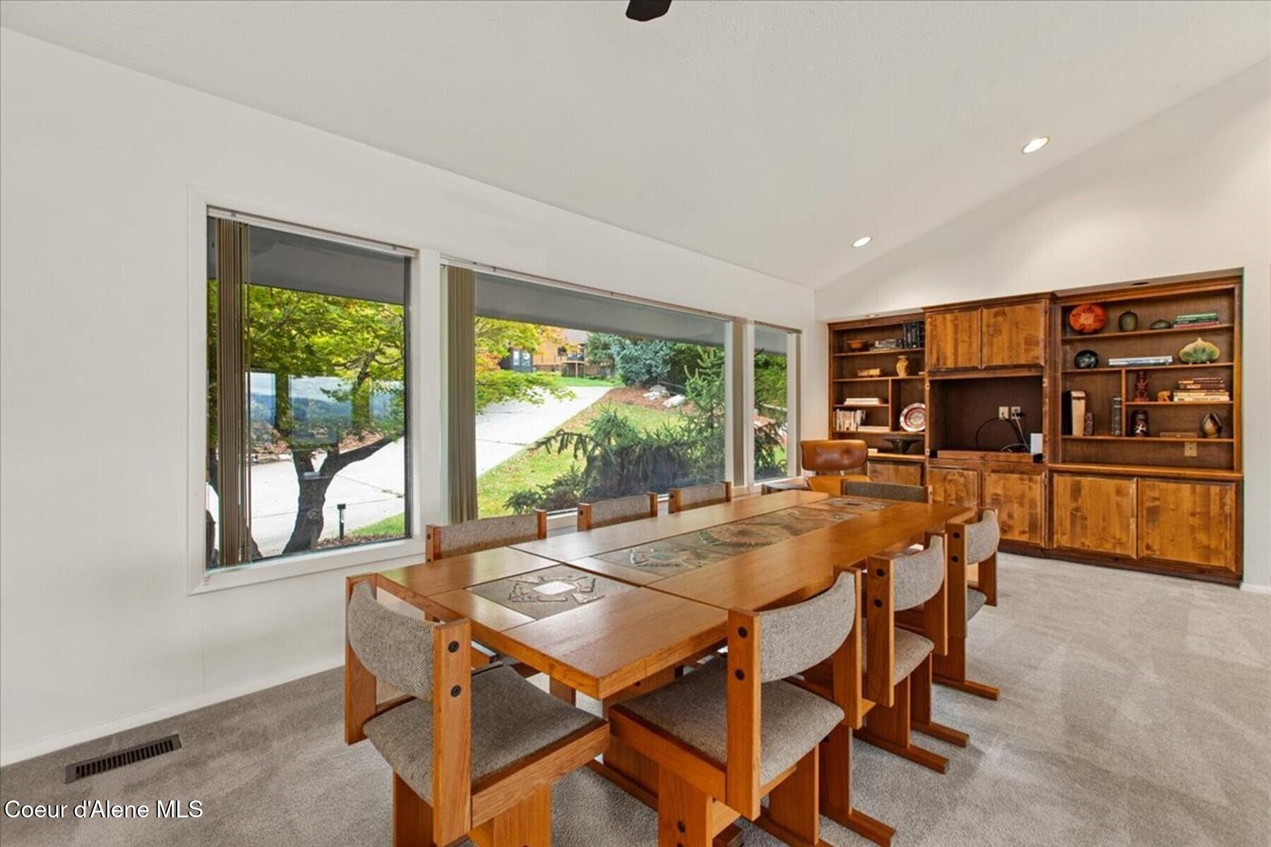 2305 E Packsaddle Dr, Coeur d'Alene