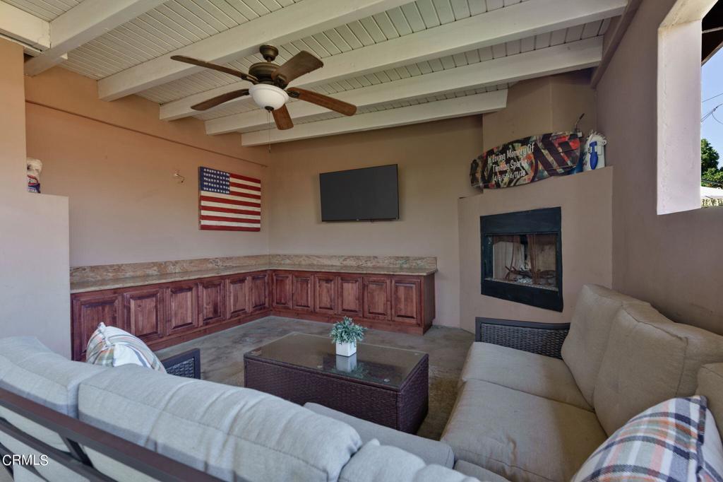 2136 Antelope Avenue