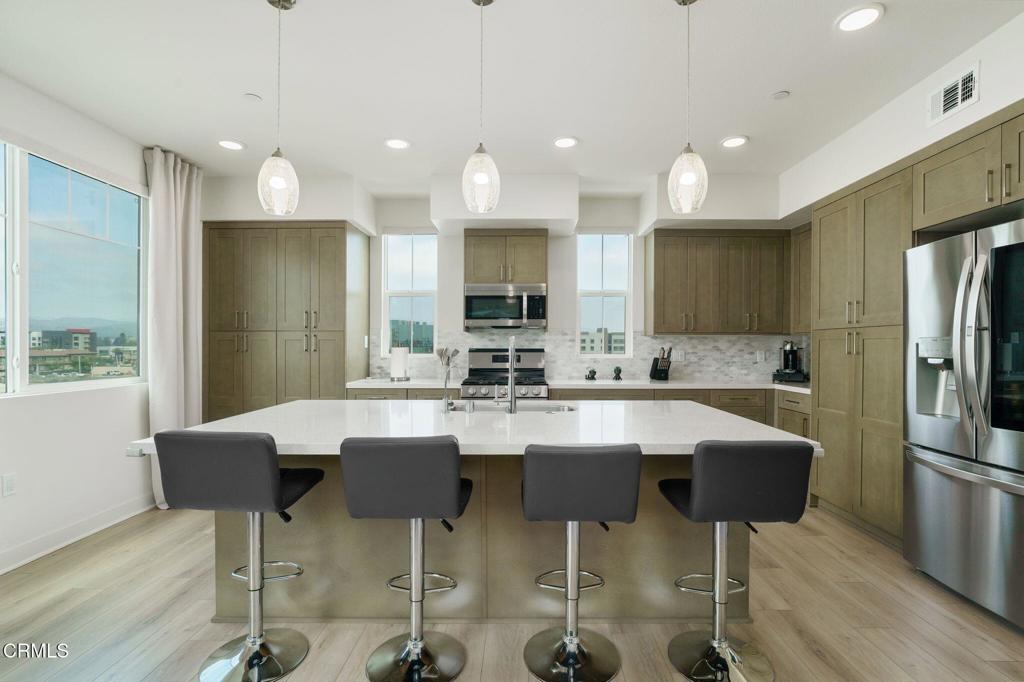 2850 Wagon Wheel Road 402