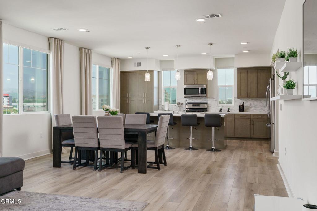 2850 Wagon Wheel Road 402