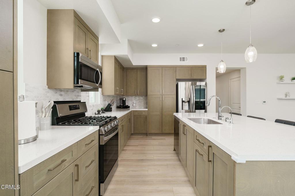 2850 Wagon Wheel Road 402