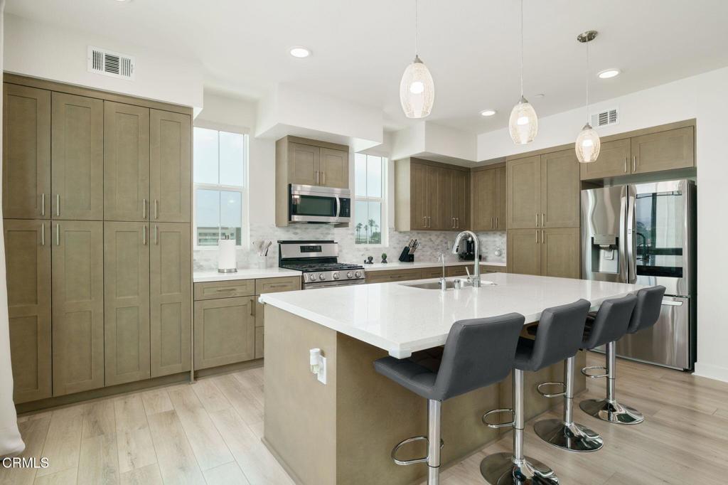 2850 Wagon Wheel Road 402