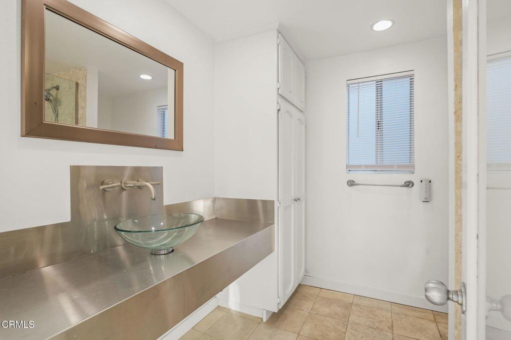 124 San Clemente Avenue