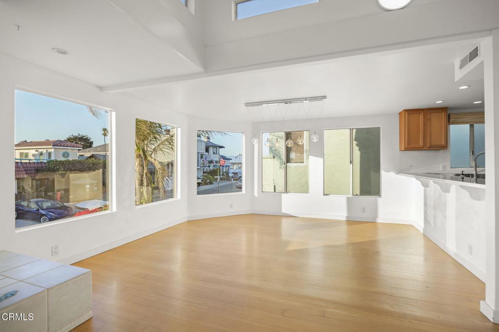 124 San Clemente Avenue