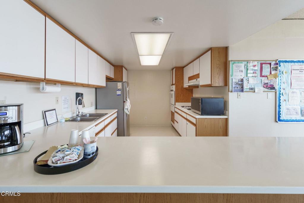 5540 W 5th Street 1