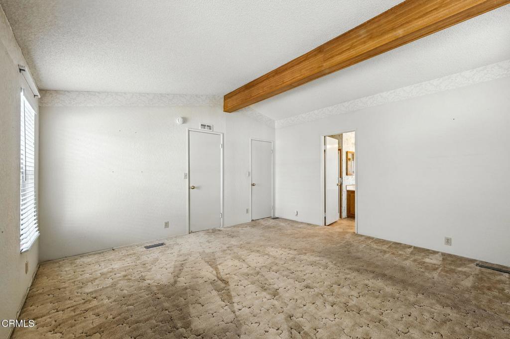 975 W Telegraph Road 52