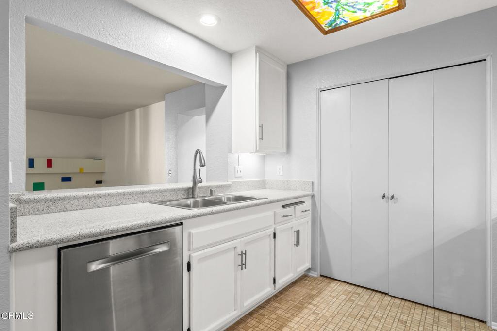 2202 Martinique Lane