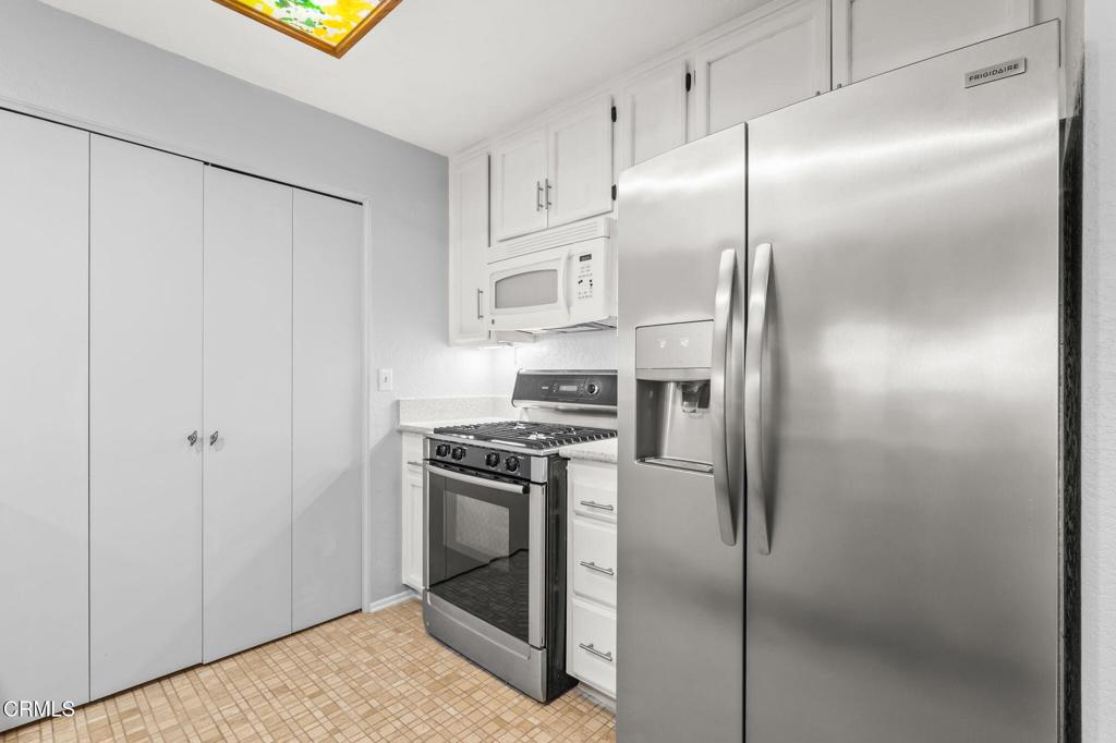 2202 Martinique Lane