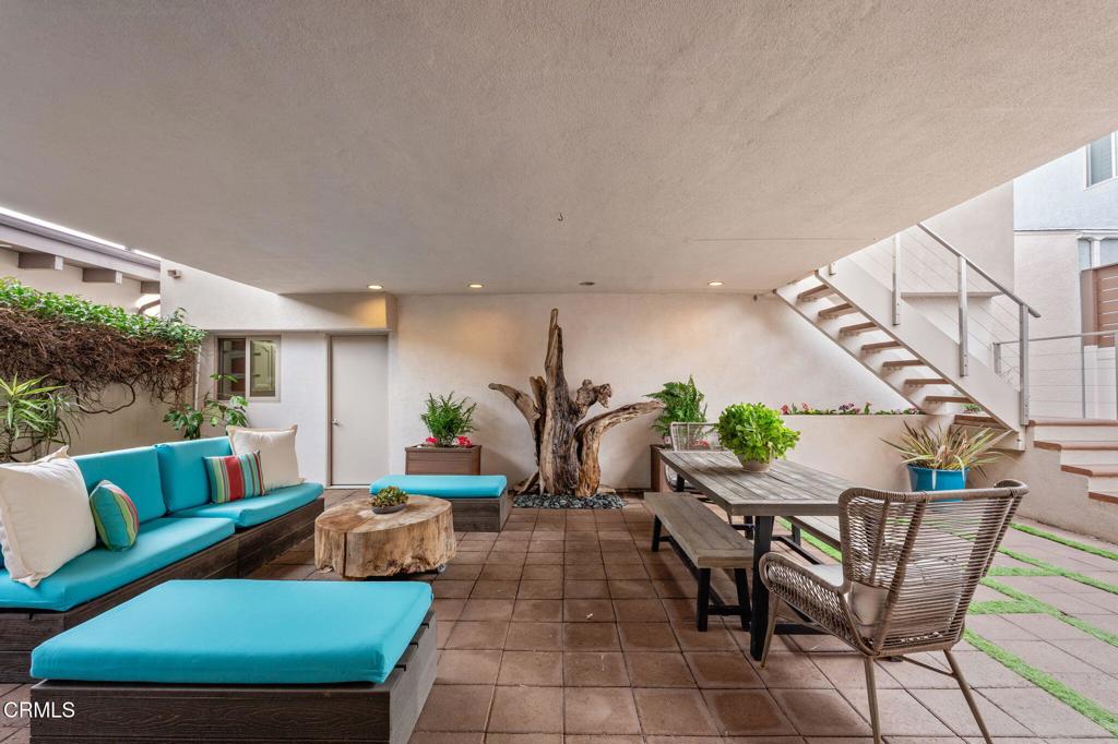 5000 Island View Street